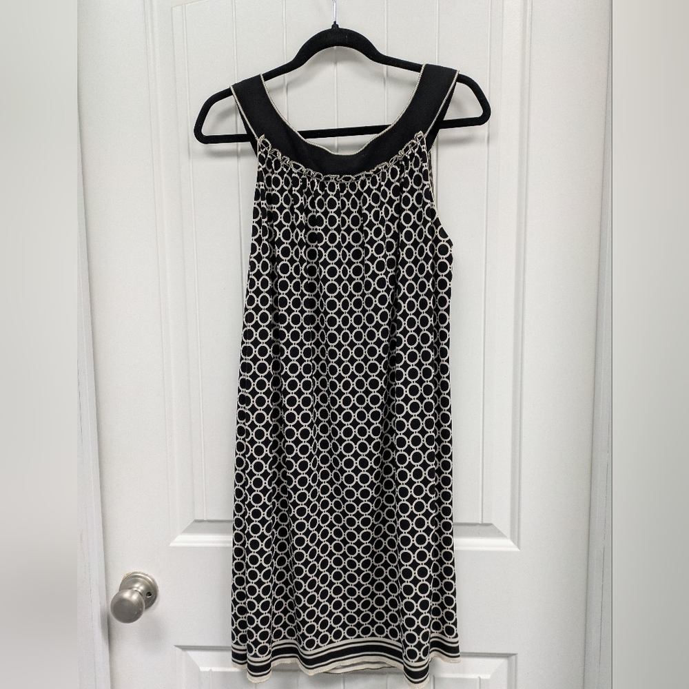 Max Studio Geometric Sleeveless dress -black and white - Picture 4 of 4